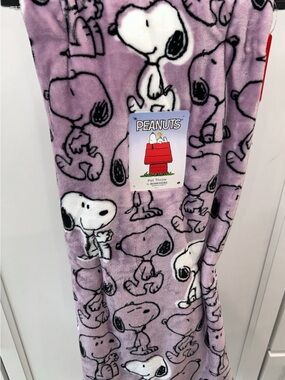 Berkshire Peanuts Snoopy Lavender Plush Throw Blanket Oversized